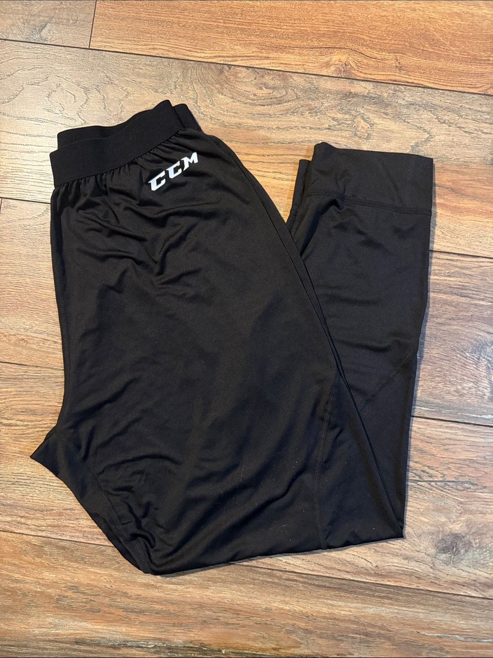 CCM Mens Black Loose Fit Baselayer
